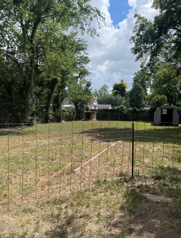 1120 Saint Paul ST, Gonzales, TX 78629