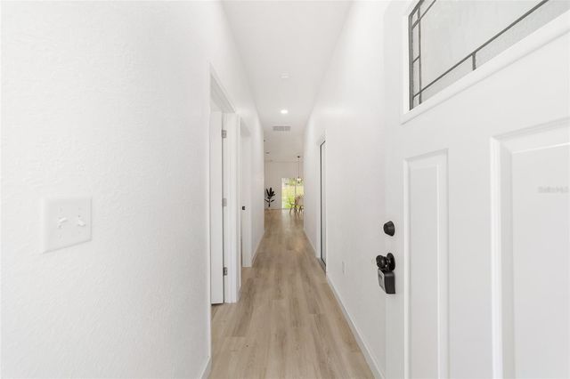 6915 SE 23RD AVENUE, Ocala, FL 34480