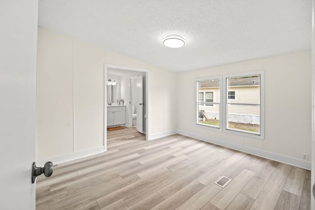 160 Saint Christopher Circle, Pawleys Island, SC 29585