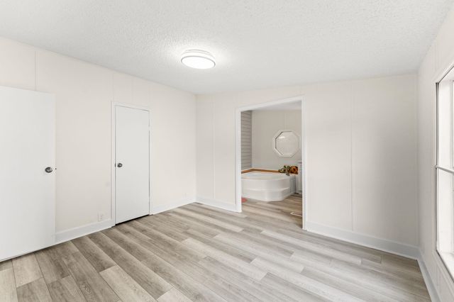 160 Saint Christopher Circle, Pawleys Island, SC 29585