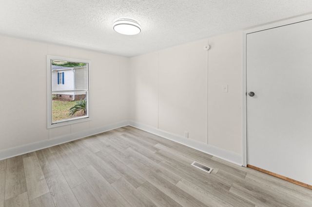 160 Saint Christopher Circle, Pawleys Island, SC 29585