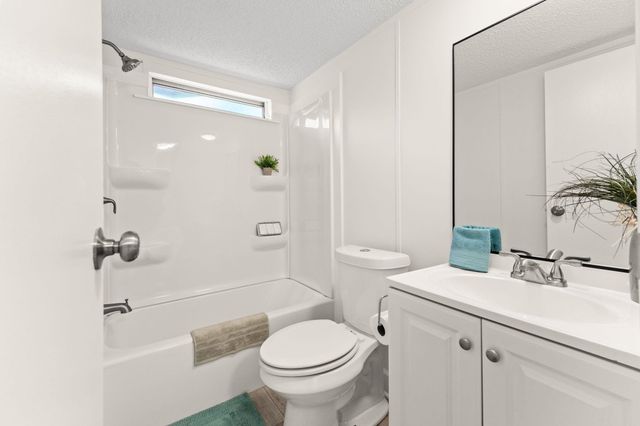 160 Saint Christopher Circle, Pawleys Island, SC 29585