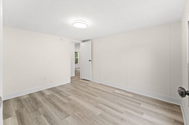 160 Saint Christopher Circle, Pawleys Island, SC 29585