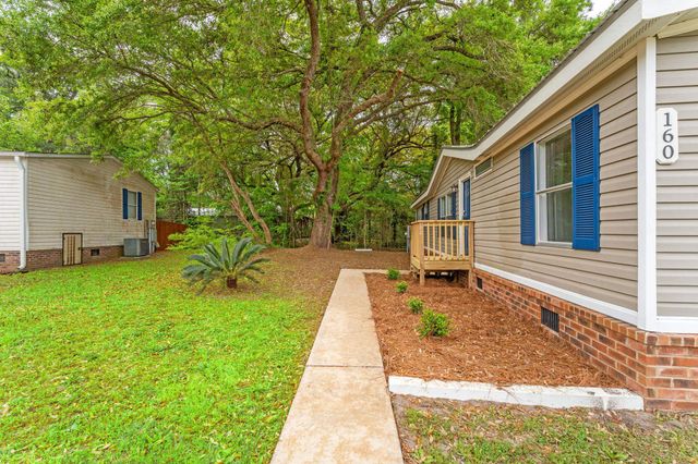 160 Saint Christopher Circle, Pawleys Island, SC 29585