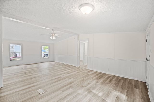 160 Saint Christopher Circle, Pawleys Island, SC 29585