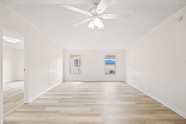 160 Saint Christopher Circle, Pawleys Island, SC 29585