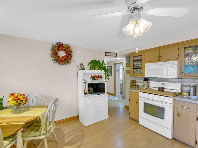 3634 S 34th STREET #3636, Greenfield, WI 53221