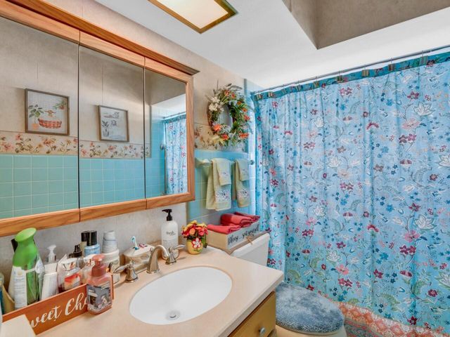 3634 S 34th STREET #3636, Greenfield, WI 53221