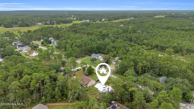 17 Burton Road, Southport, NC 28461