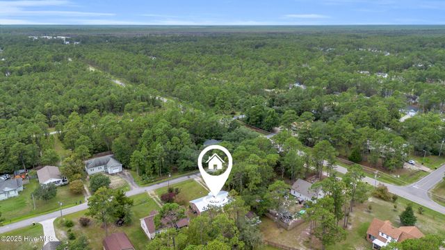 17 Burton Road, Southport, NC 28461