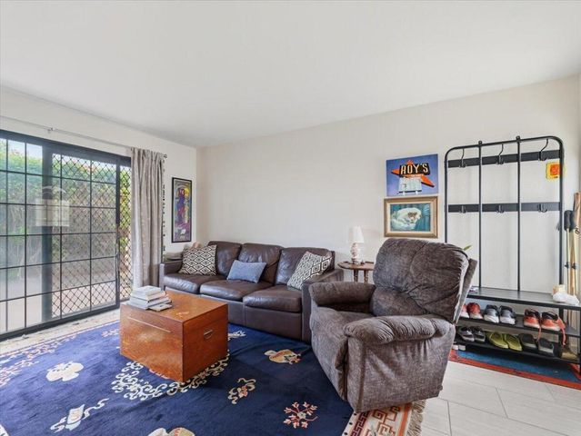 2001 Camino Parocela E O-107, Palm Springs, CA 92264