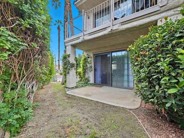 2001 Camino Parocela E O-107, Palm Springs, CA 92264