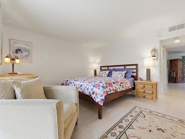 2001 Camino Parocela E O-107, Palm Springs, CA 92264