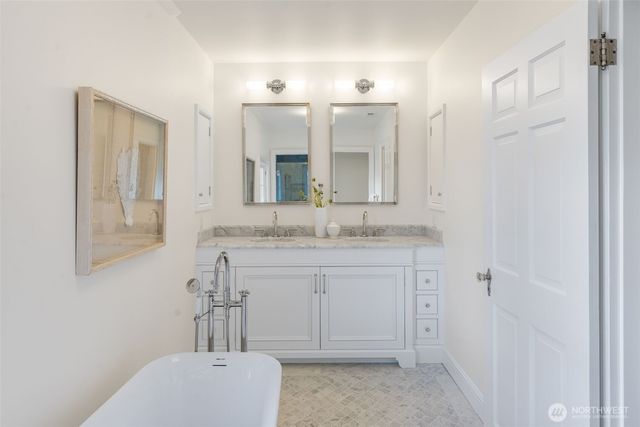 700 McGilvra Boulevard E, Seattle, WA 98112