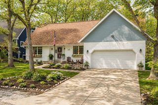 200 Marx Drive, New Buffalo, MI 49117