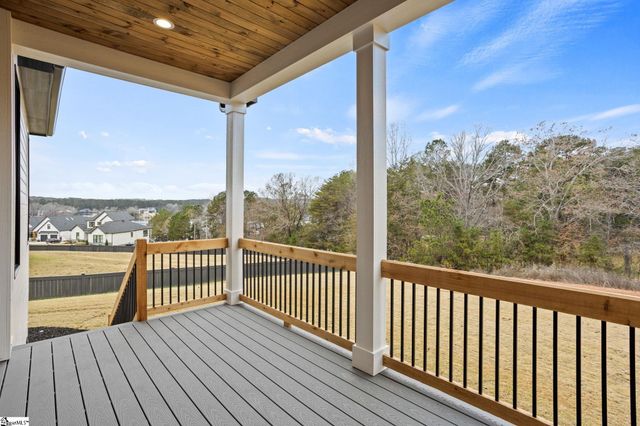 520 Rosedale Way, Seneca, SC 29672