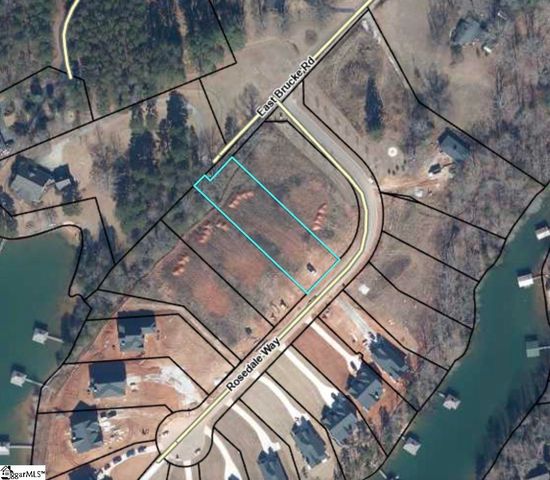 520 Rosedale Way, Seneca, SC 29672