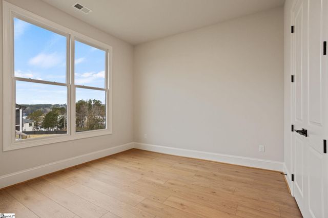 520 Rosedale Way, Seneca, SC 29672