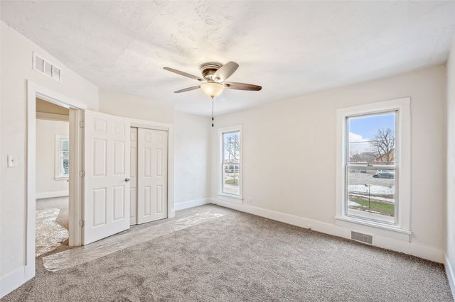 1124 Walker Street, Des Moines, IA 50316