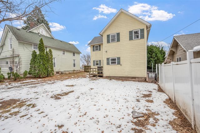 1124 Walker Street, Des Moines, IA 50316