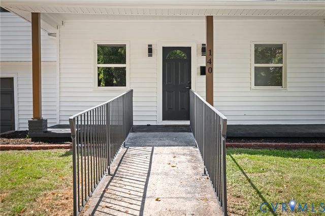 140 Gibbons Ave, Petersburg, VA 23803