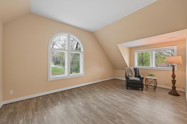 4160 Trillium Lane E, Mound, MN 55364