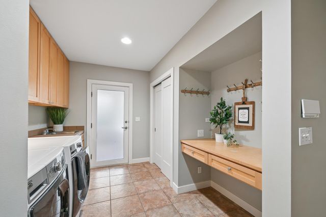 4160 Trillium Lane E, Mound, MN 55364
