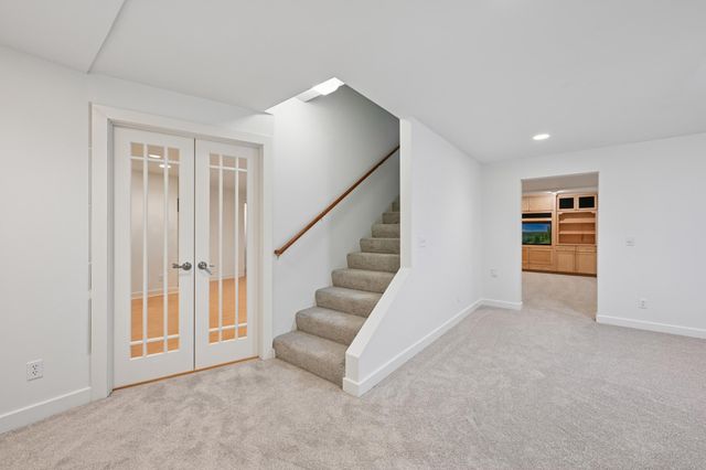 4160 Trillium Lane E, Mound, MN 55364