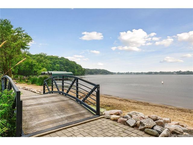 4160 Trillium Lane E, Mound, MN 55364