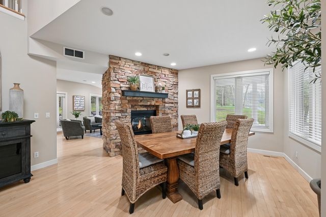 4160 Trillium Lane E, Mound, MN 55364