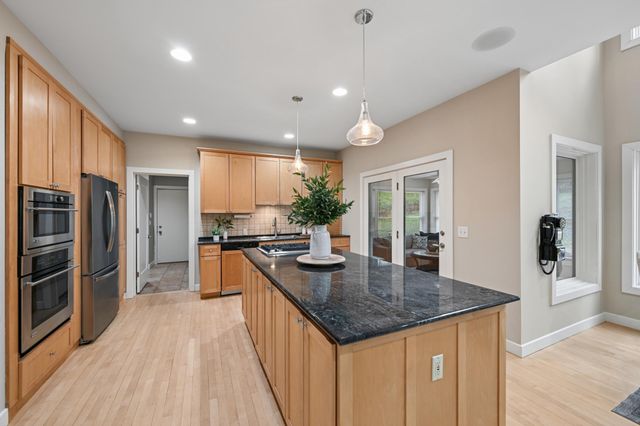 4160 Trillium Lane E, Mound, MN 55364