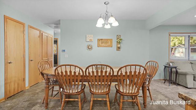 7719 Emberly Drive, Jenison, MI 49428