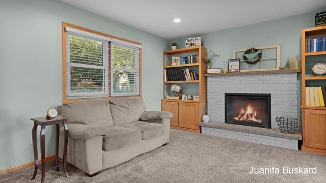 7719 Emberly Drive, Jenison, MI 49428