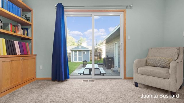 7719 Emberly Drive, Jenison, MI 49428