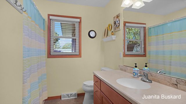 7719 Emberly Drive, Jenison, MI 49428