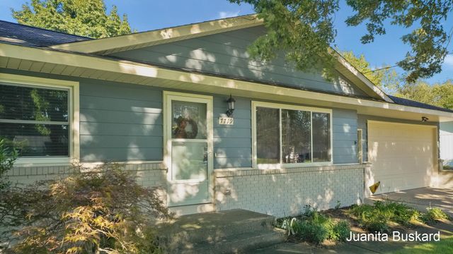 7719 Emberly Drive, Jenison, MI 49428