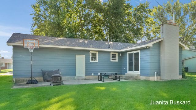 7719 Emberly Drive, Jenison, MI 49428