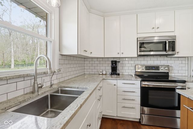 3358 Walnut Drive, Brownsburg, IN 46112