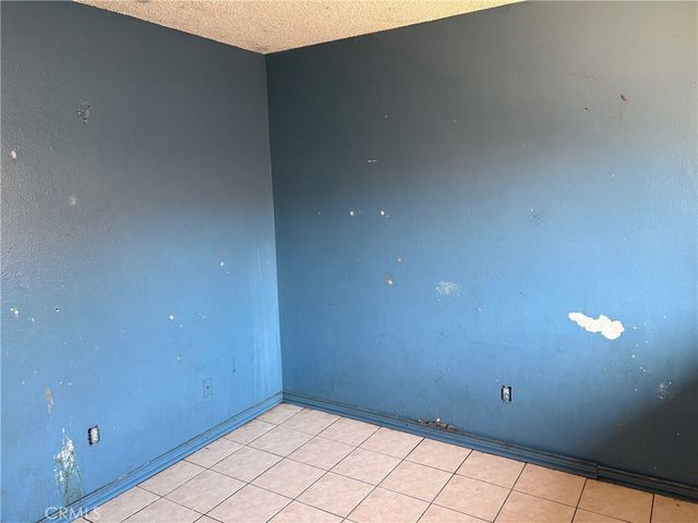 972 E Lynwood Drive, San Bernardino, CA 92404