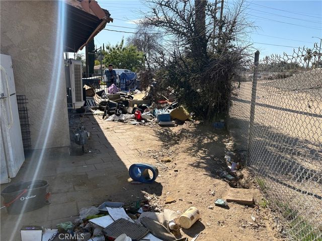 972 E Lynwood Drive, San Bernardino, CA 92404