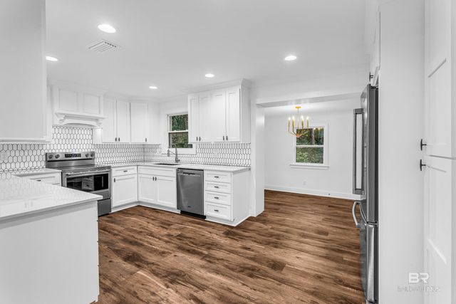 659 Nichols Avenue, Fairhope, AL 36532