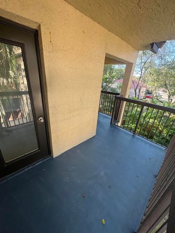 4241 W Mcnab Road W 32, Pompano Beach, FL 33069
