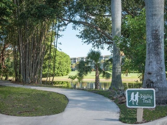 4241 W Mcnab Road W 32, Pompano Beach, FL 33069