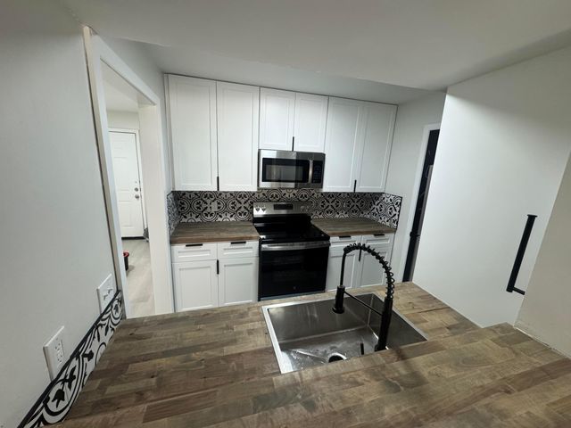 4241 W Mcnab Road W 32, Pompano Beach, FL 33069