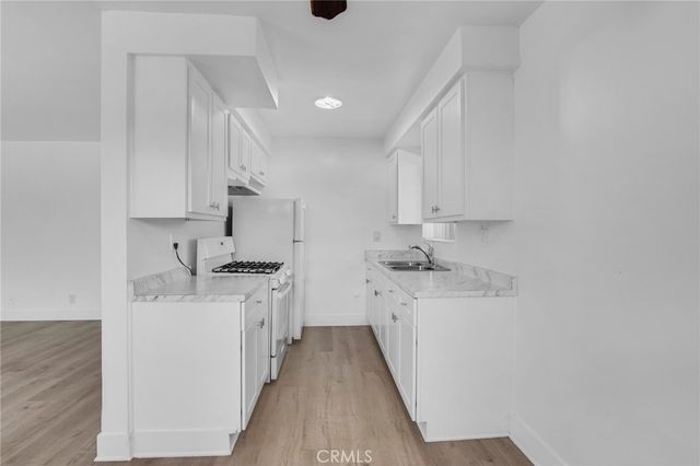 4932 Lennox, Inglewood, CA 90304