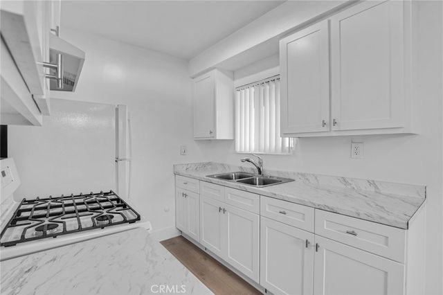 4932 Lennox, Inglewood, CA 90304