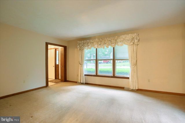 583 MILLER RD, Elizabethtown, PA 17022