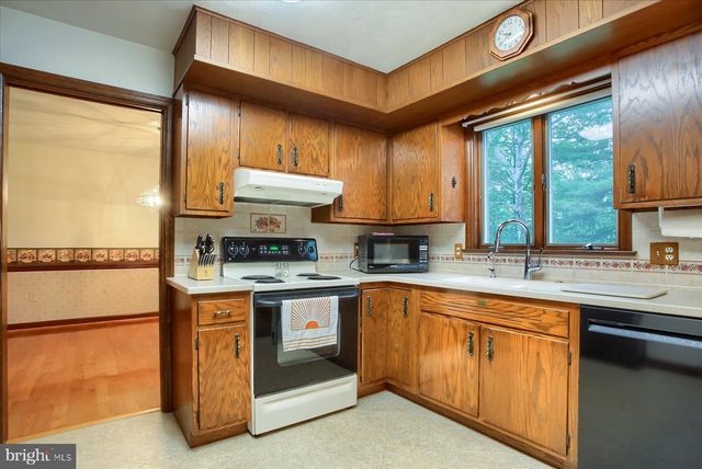 583 MILLER RD, Elizabethtown, PA 17022