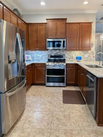 112 SUFFOLK COURT, Deland, FL 32724