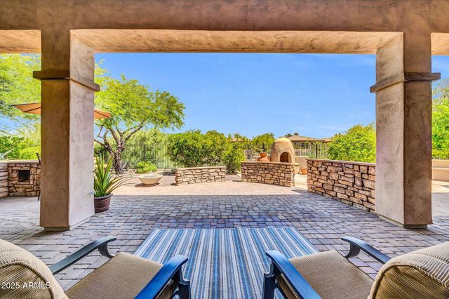 7500 E PONTEBELLA Drive, Scottsdale, AZ 85266